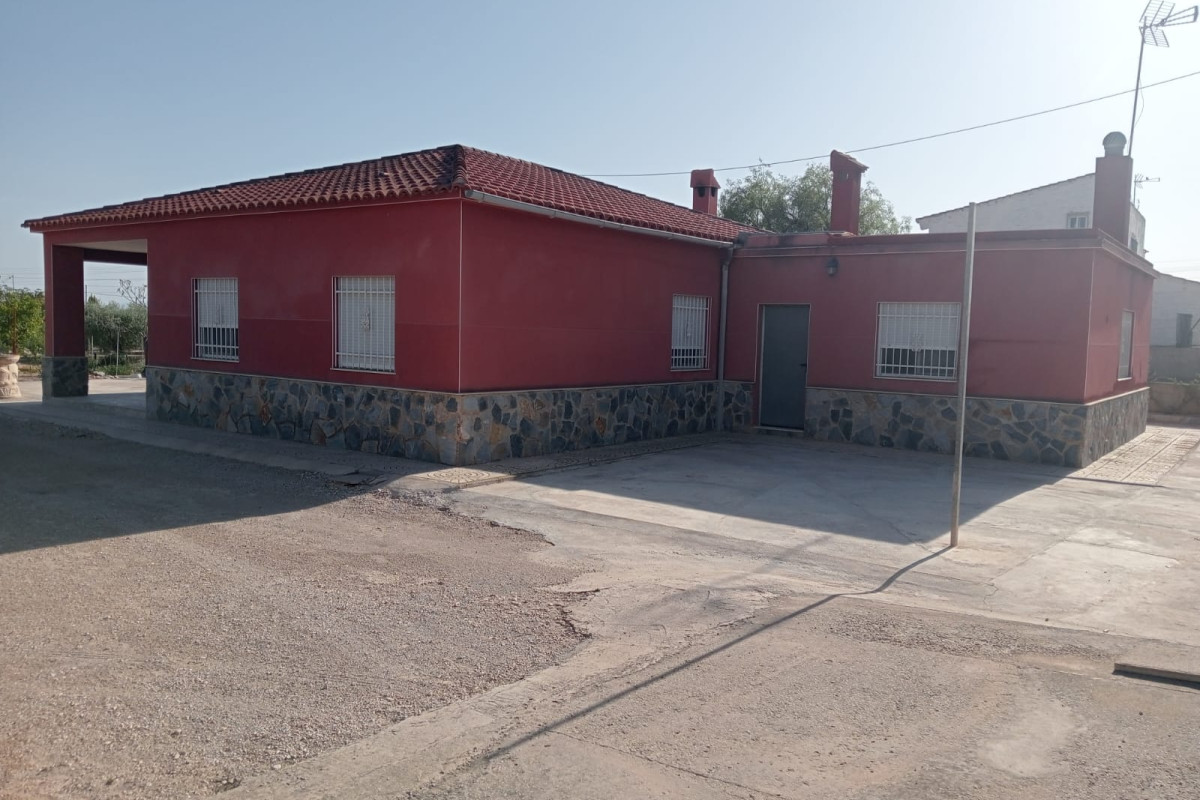 Resale - Country House - Crevillente