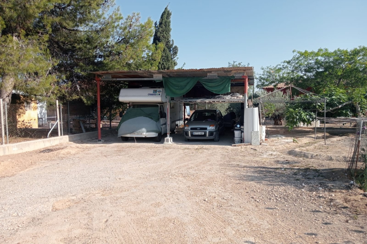 Resale - Country House - Crevillente