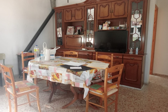 Resale - Country House - Crevillente