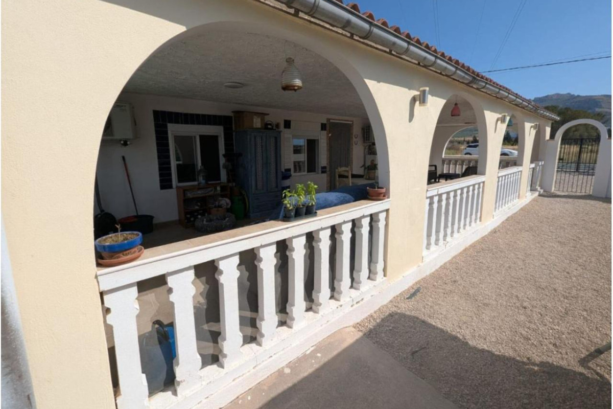 Resale - Country House - SAX