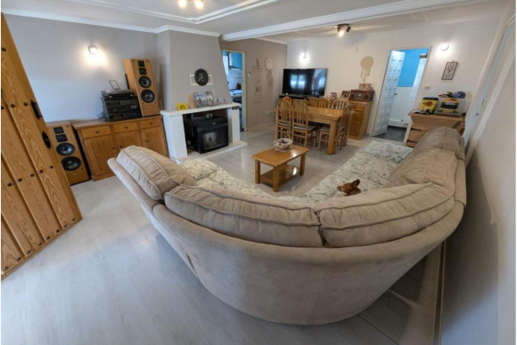 Resale - Country House - SAX