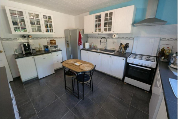 Resale - Country House - SAX