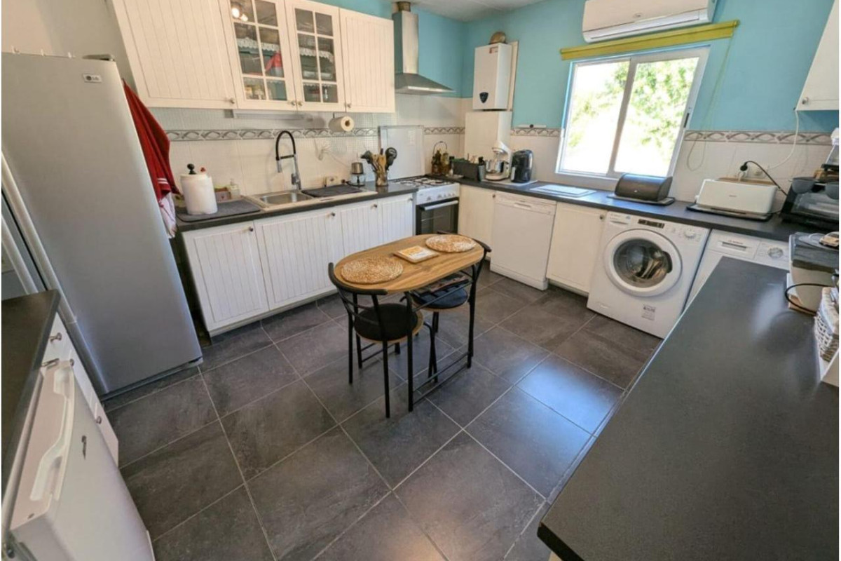 Resale - Country House - SAX