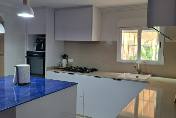 Herverkoop - Landelijke woning - Crevillente