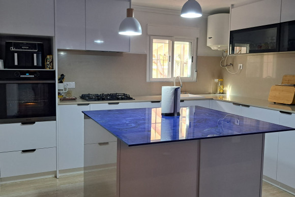 Herverkoop - Landelijke woning - Crevillente