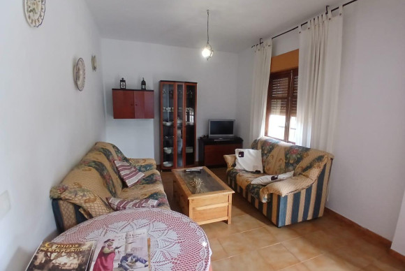 Resale - Country House - Onil