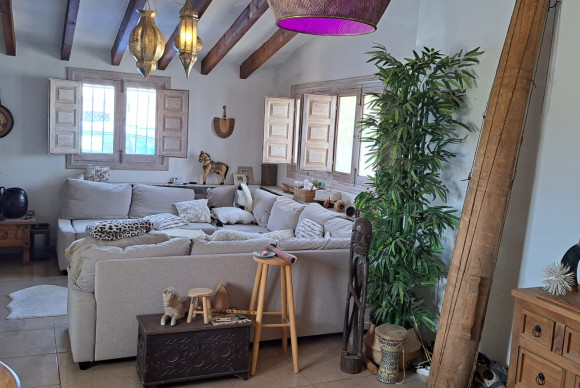 Herverkoop - Landelijke woning - Dolores