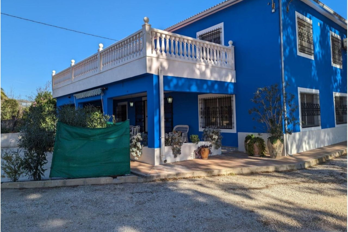 Revente - Country House - SAX