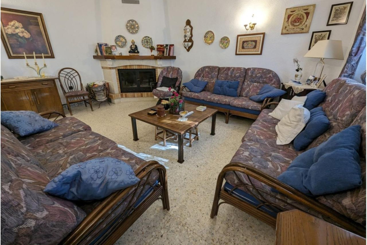 Revente - Country House - SAX