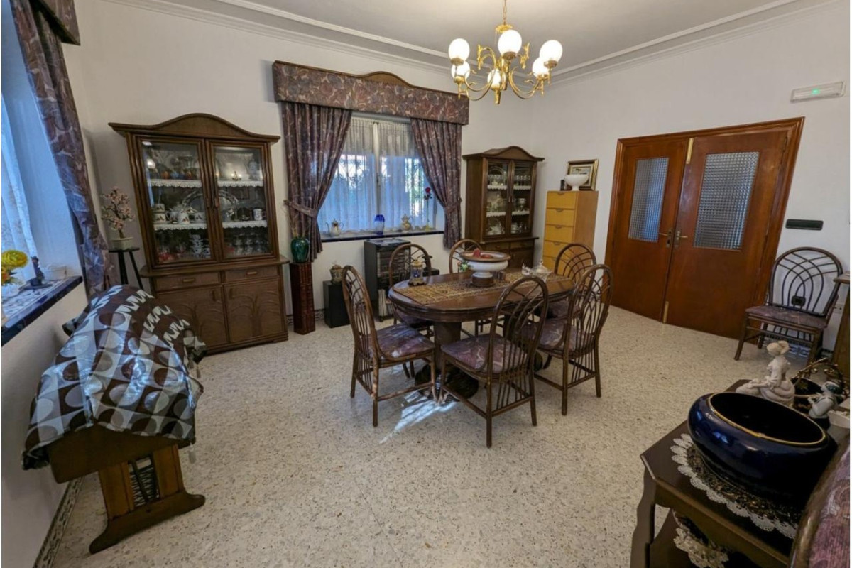 Revente - Country House - SAX