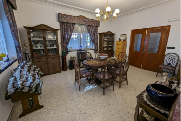 Revente - Country House - SAX