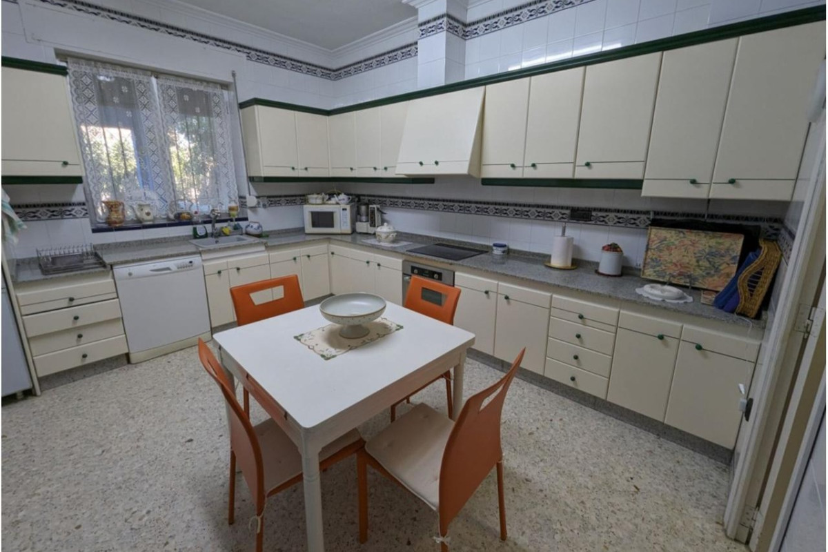 Revente - Country House - SAX