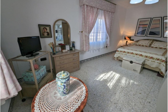 Revente - Country House - SAX