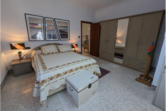 Revente - Country House - SAX