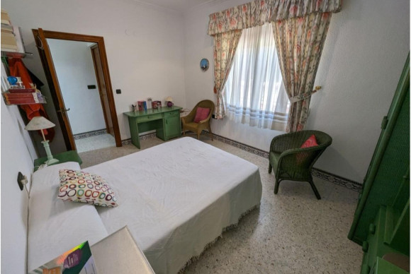 Revente - Country House - SAX