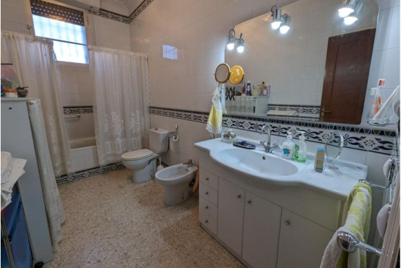 Revente - Country House - SAX