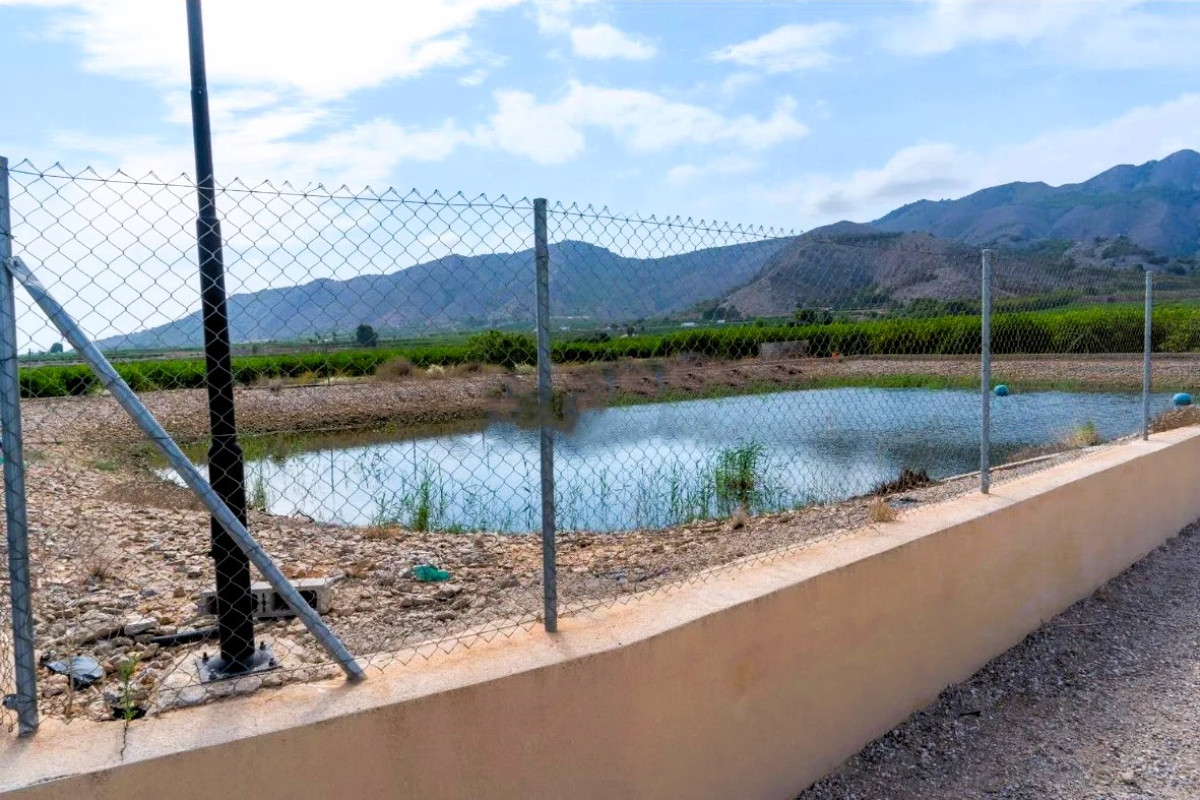 Resale - Country House - LA MATANZA