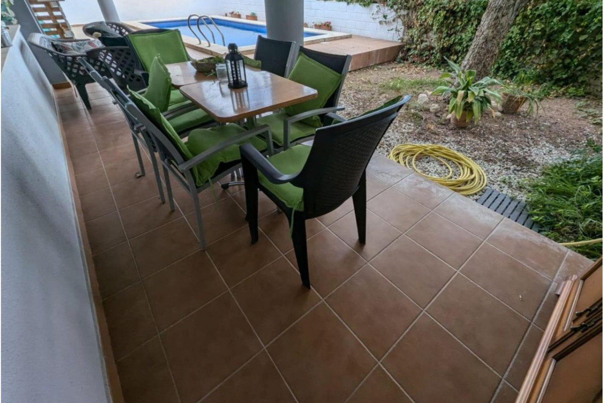 Revente - Country House - SAX