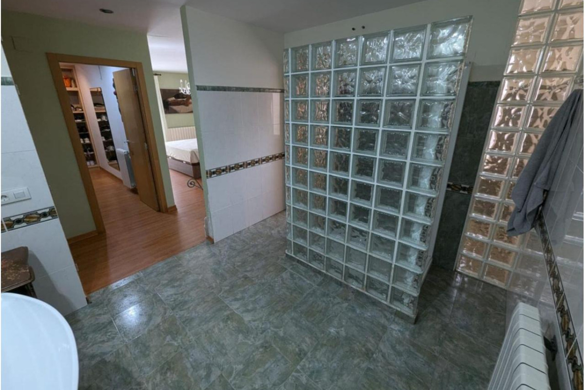 Revente - Country House - SAX