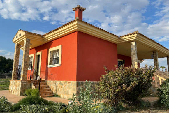 Resale - Country House - Crevillente