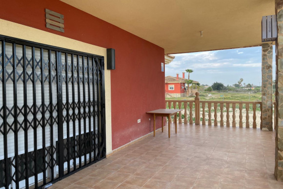 Resale - Country House - Crevillente