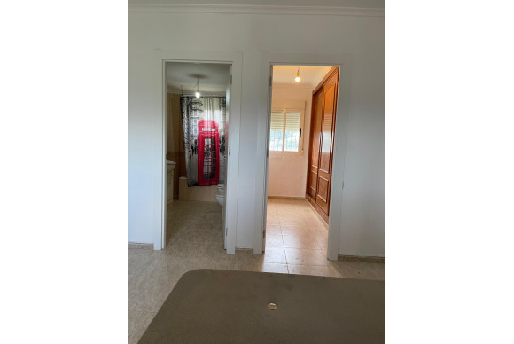 Resale - Country House - Crevillente