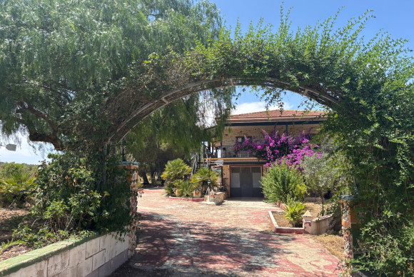 Resale - Country House - Castalla