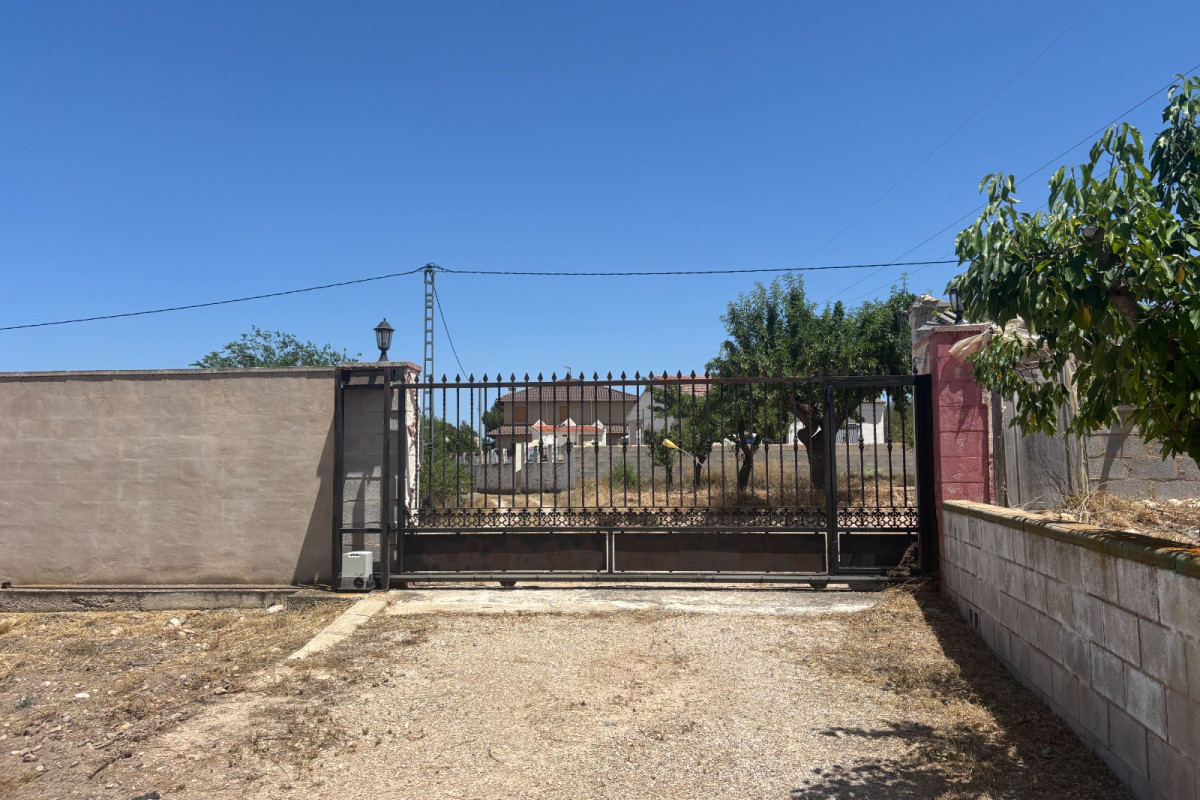 Resale - Country House - Castalla