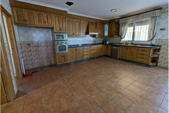 Revente - Country House - SAX