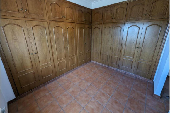 Revente - Country House - SAX