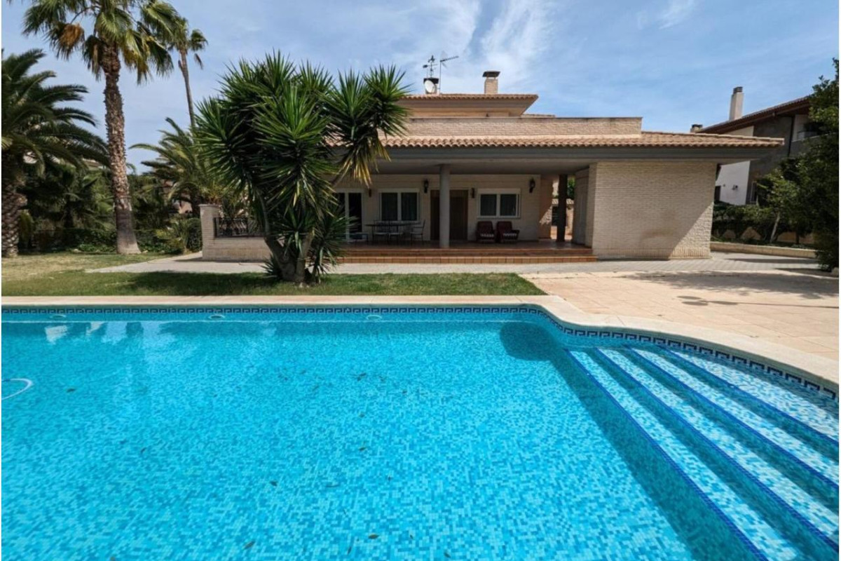 Resale - Country House - Elda