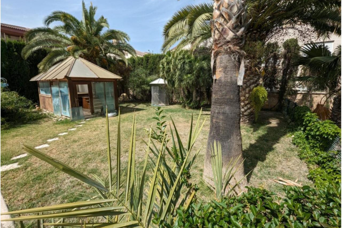 Resale - Country House - Elda