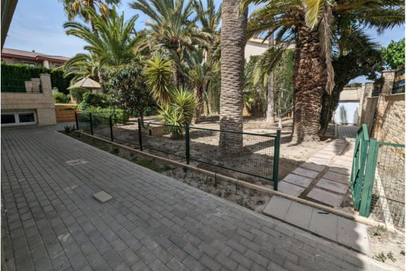 Resale - Country House - Elda