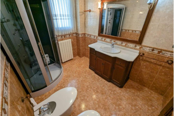 Resale - Country House - Elda