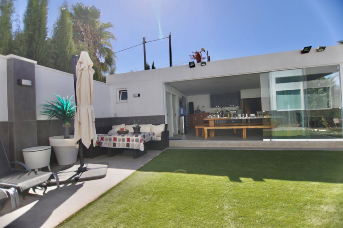 Resale - Country House - Elda