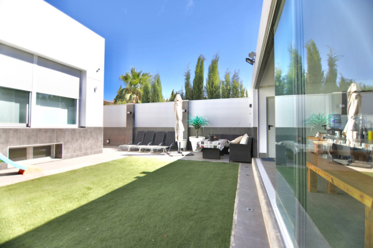 Resale - Country House - Elda