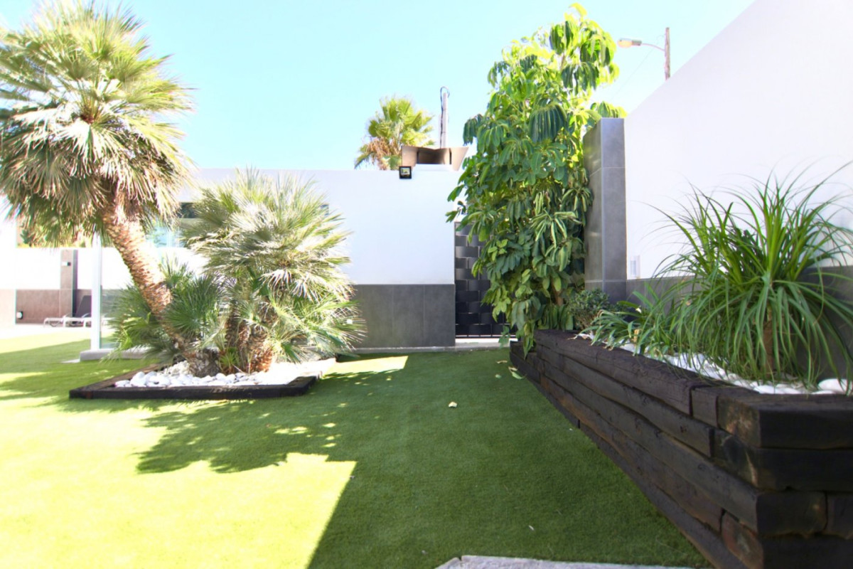 Resale - Country House - Elda