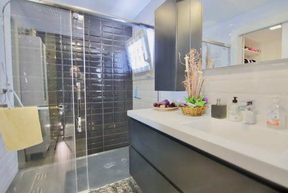 Resale - Country House - Elda