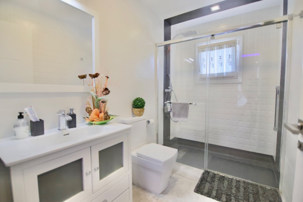 Resale - Country House - Elda