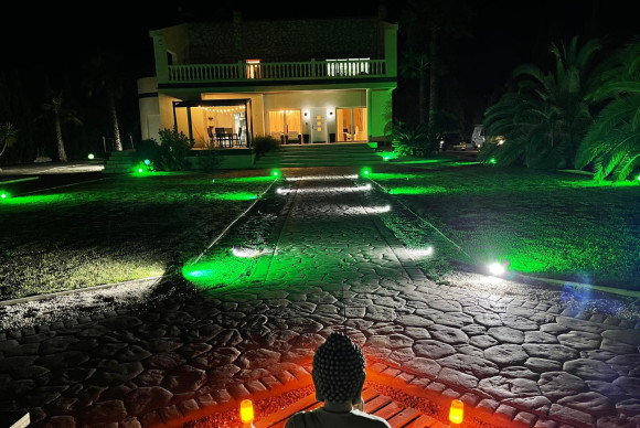 Resale - Country House - Novelda