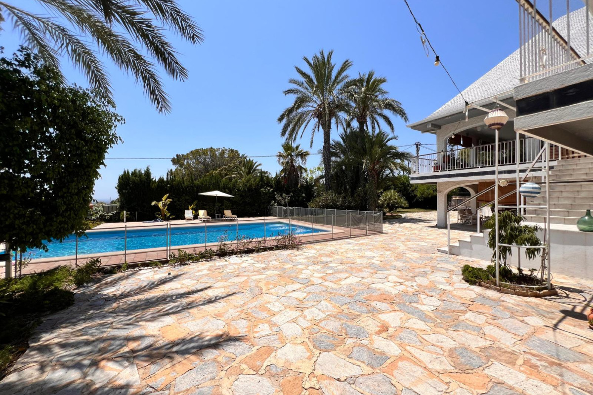 Herverkoop - Landelijke woning - Elche