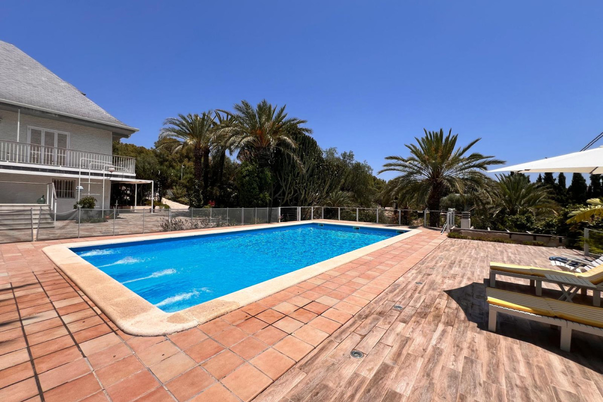 Herverkoop - Landelijke woning - Elche