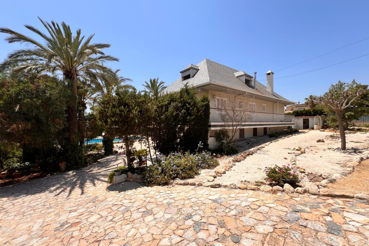 Herverkoop - Landelijke woning - Elche