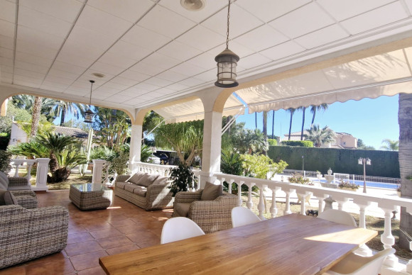 Resale - Country House - Elche