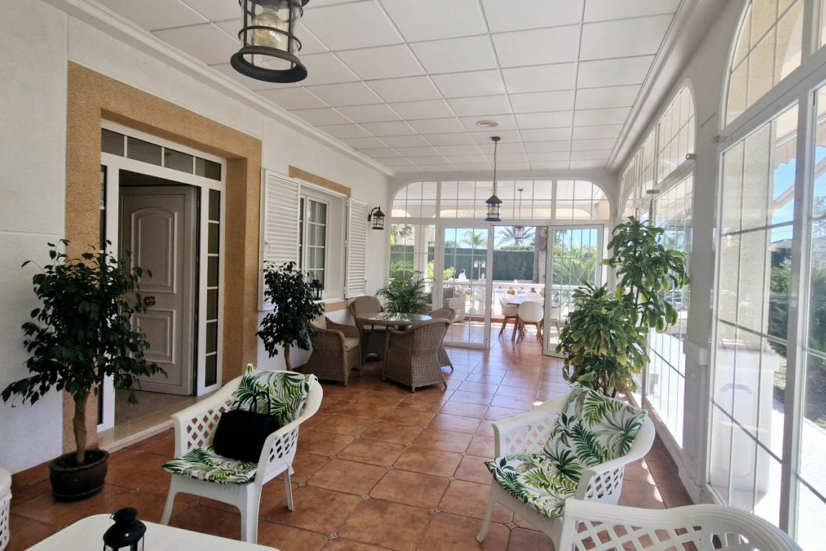 Resale - Country House - Elche