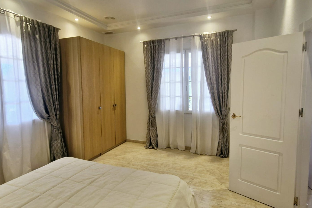 Resale - Country House - Elche