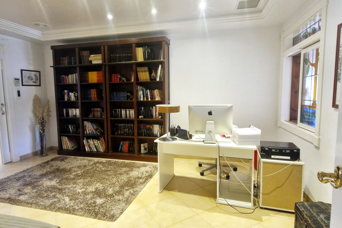 Resale - Country House - Elche