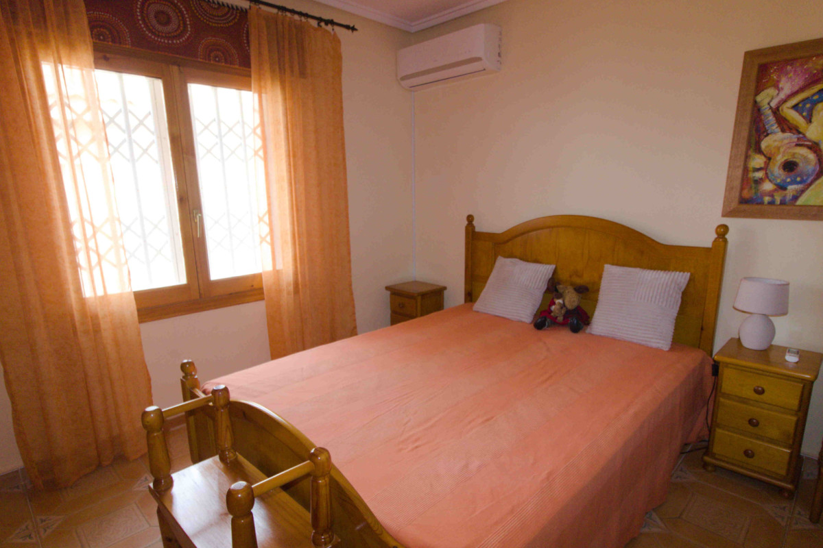 Resale - Villa - Ciudad Quesada