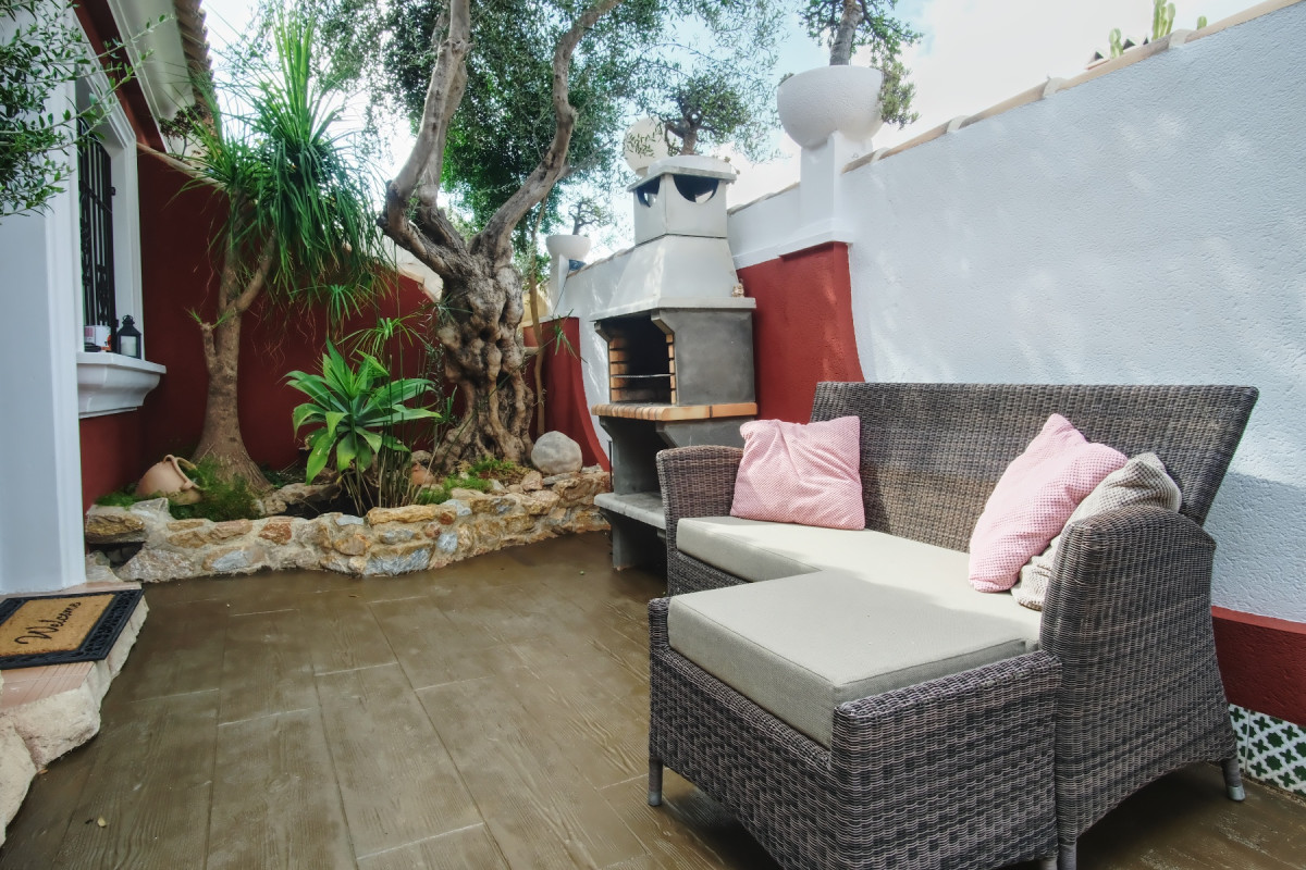 Herverkoop - 4. Semi-detached villa - Orihuela Costa - Costa Blanca South