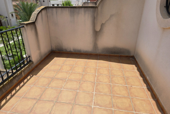 Reventa - Casa semi independiente - Algorfa